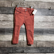 Load image into Gallery viewer, ZARA COLORED JEANS 12-18 MO
