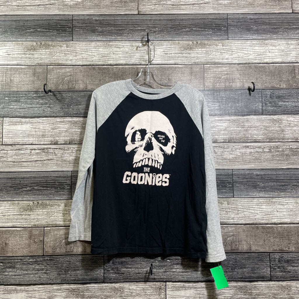 GAP LS GOONIES T-SHIRT 10