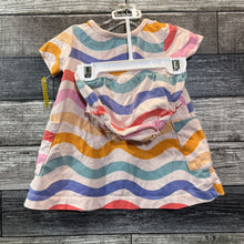 Load image into Gallery viewer, HANNA 2PC ORGANIC COTTON SS DRESS + BLOOMERS 70 / 6-12 MO

