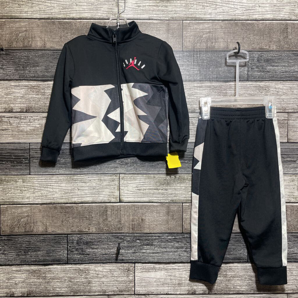 NIKE AIR JORDAN 2PC TRACK SUIT 2