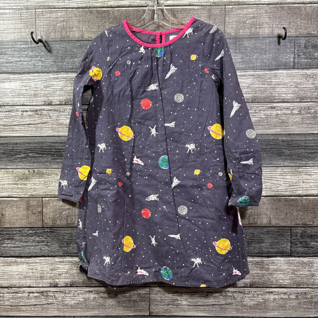 MINI BODEN LS COTTON DOGS IN SPACE DRESS 9/10