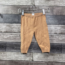 Load image into Gallery viewer, GAP 2PC SWEATER JACKET + PANTS 6-12 MO
