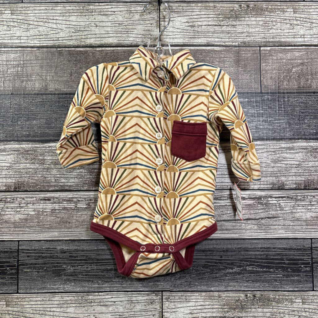 KATE QUINN ORGANIC LS BUTTON DOWN BODYSUIT 3-6 MO
