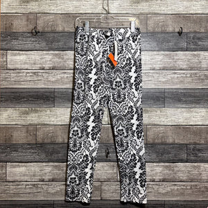 NWT JANIE & JACK B&W PRINTED LEGGING 10