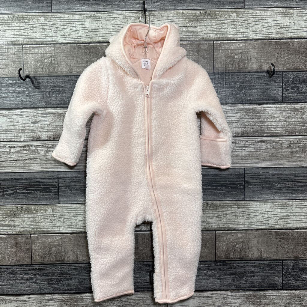 NWT GAP HOODED FLEECE BUNTING 6-12 MO