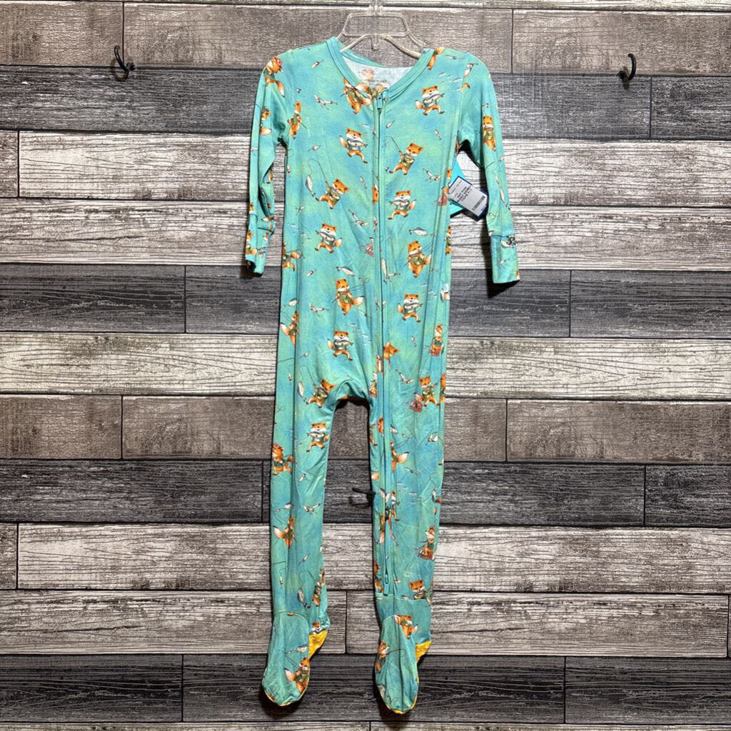 NWT POSH PEANUT BAMBOO FOOTIE PJ 2