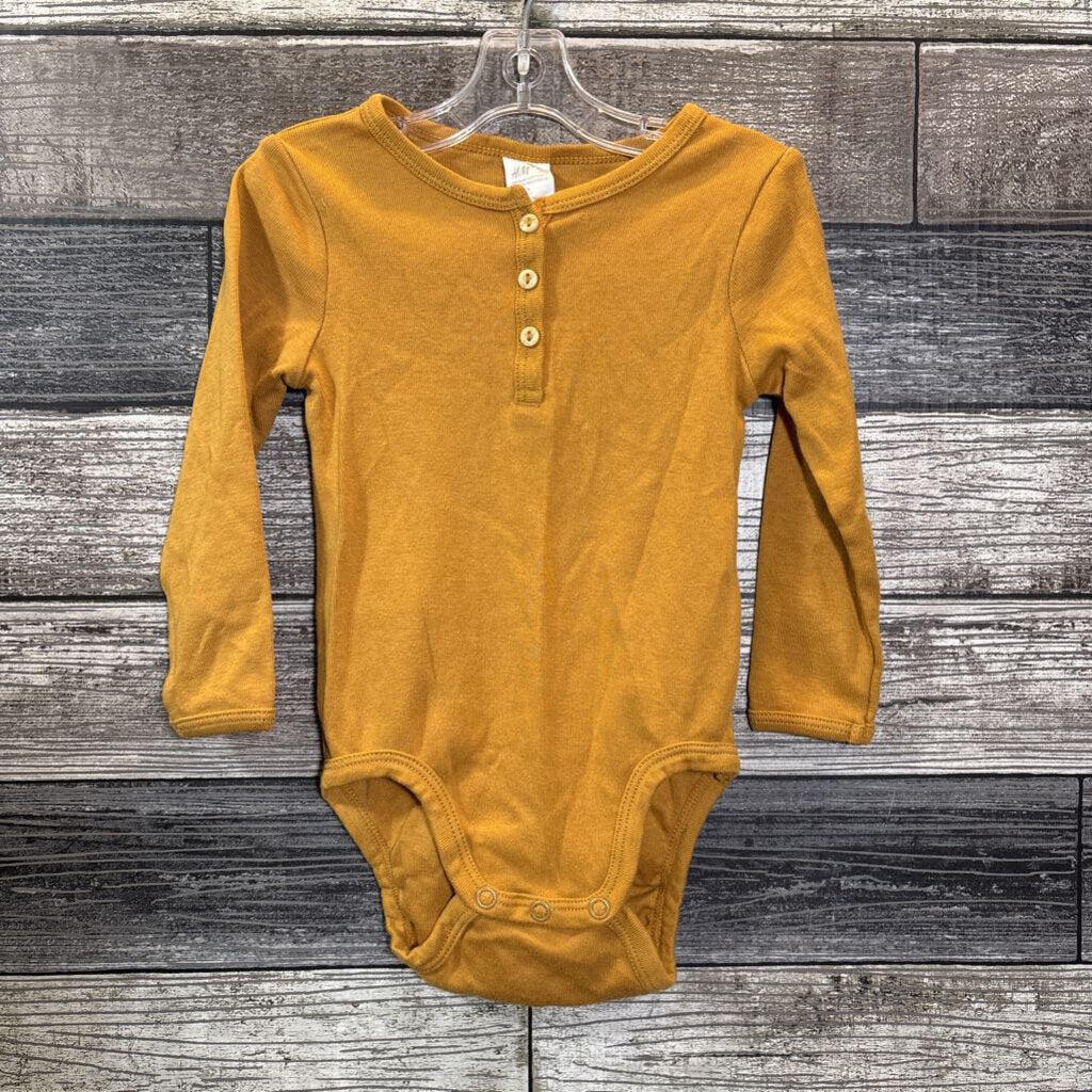 H&M ORGANIC LS HENLEY BODYSUIT 9 MO