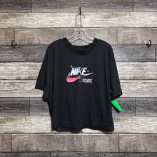 Load image into Gallery viewer, MINI BODEN SS POCKET T-SHIRT 4/5
