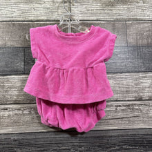 Load image into Gallery viewer, GAP 2PC TERRY SHIRT + SHORTS 0-3 MO
