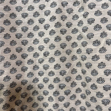 Load image into Gallery viewer, H&amp;M SLEEVELESS LONG ROMPER 18-24 MO
