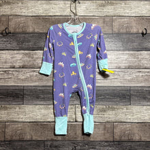 Load image into Gallery viewer, CROWNS &amp; CAPES 1PC CONVERTIBLE BAMBOO PJ 0-3 MO
