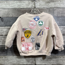 Load image into Gallery viewer, ZARA APPLIQUE SWEATSHIRT 3
