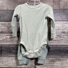 Load image into Gallery viewer, H&amp;M ORGANIC 2PC LS T-SHIRT + KNIT PANTS 6-12 MO
