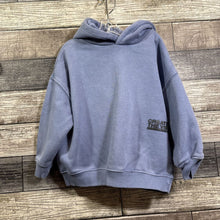 Load image into Gallery viewer, ZARA OVERSIZED HOODED SWEATSHIRT 3
