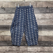 Load image into Gallery viewer, ZARA EMBROIDERED BARREL LEG PANTS 6
