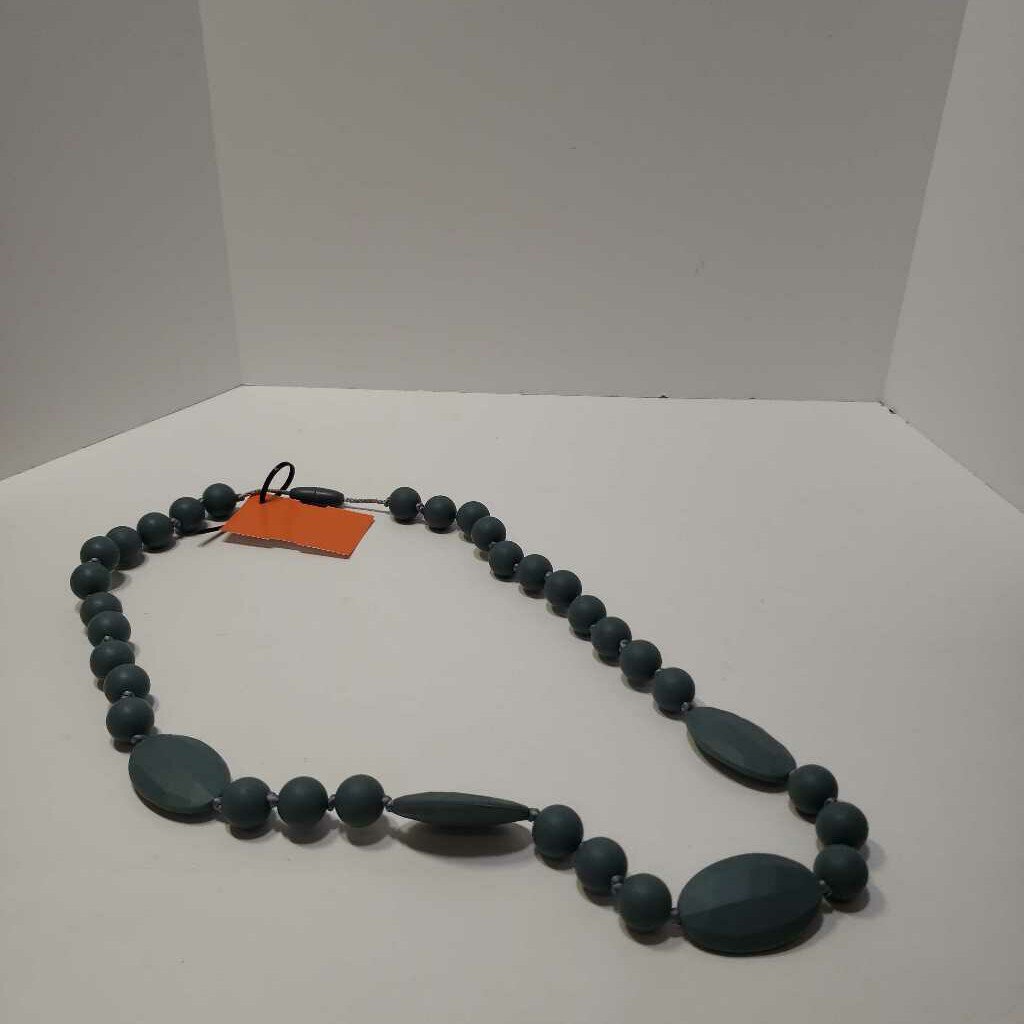 SILICONE TEETHING NECKLACE
